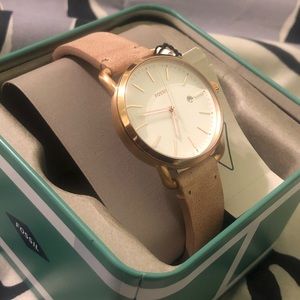 Rosegold Leather Fossil Woman’s Watch🕖